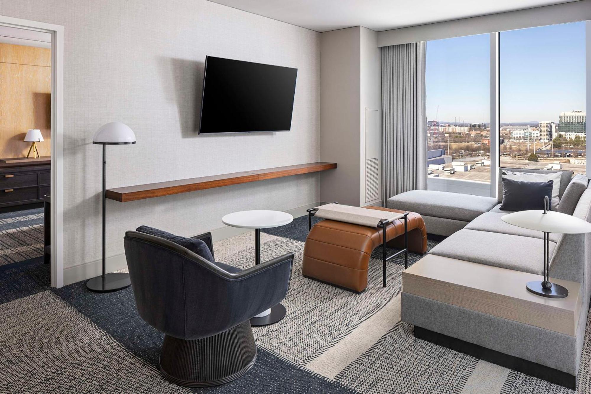 Club Signia One-Bedroom King Suite,1656350410:JPEG